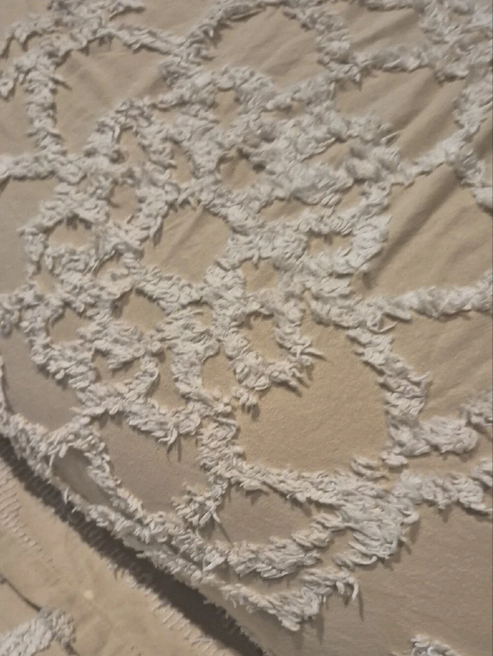Lightweight  Chenille Comforter Set - Cream
